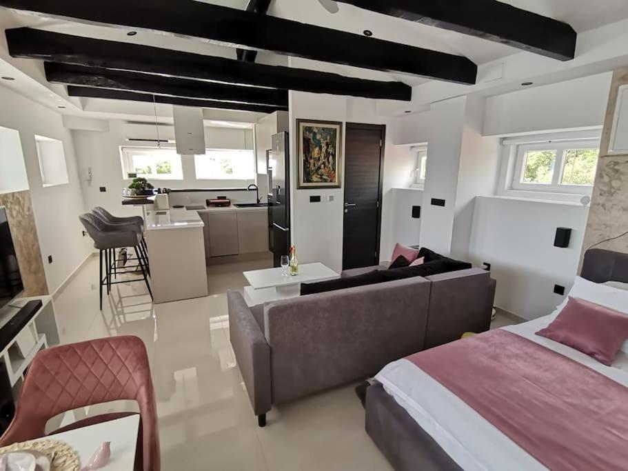Studio Apartman Lenox Ριέκα Εξωτερικό φωτογραφία
